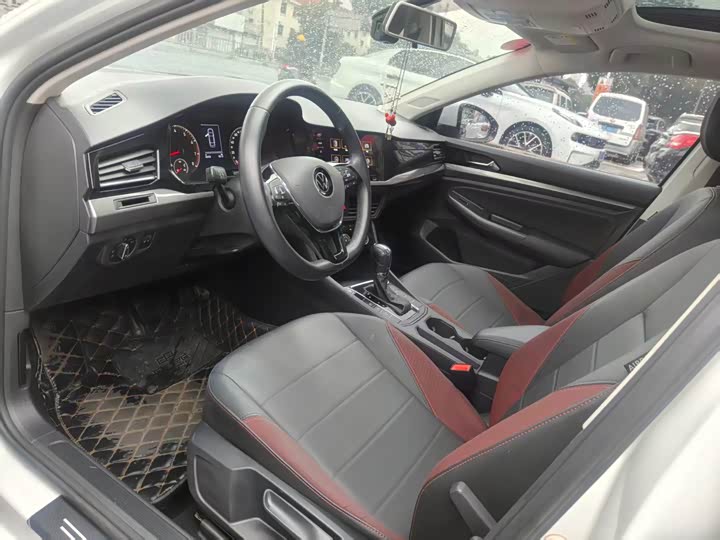 Фото 7 - Volkswagen Bora