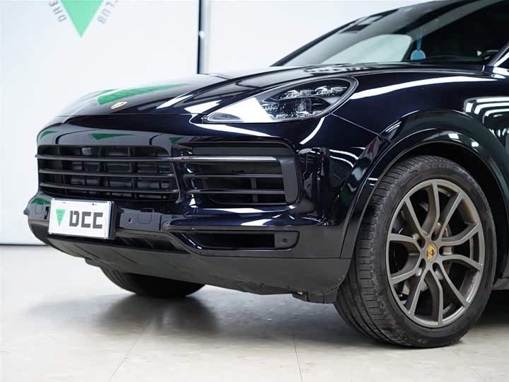 Фото 23 - Porsche Cayenne