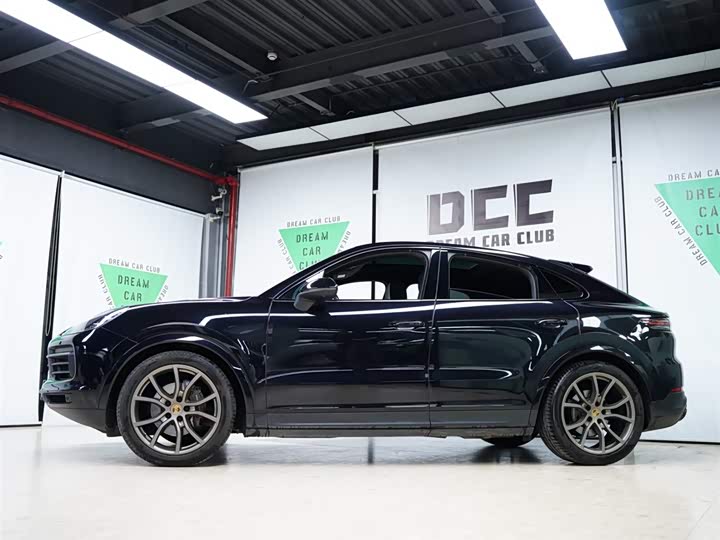 Фото 25 - Porsche Cayenne