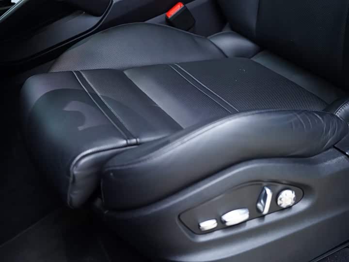 Фото 32 - Porsche Cayenne