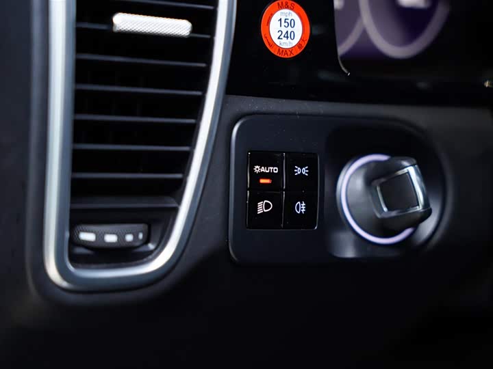 Фото 38 - Porsche Cayenne