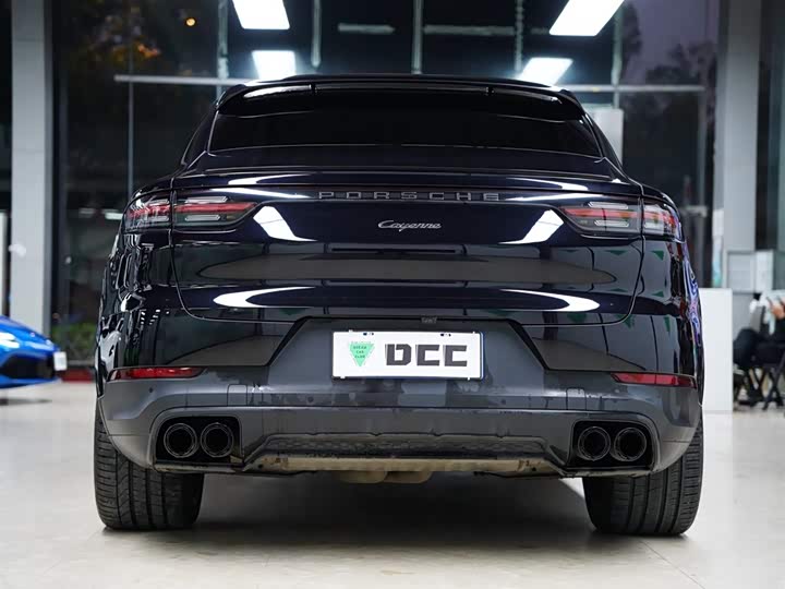 Фото 7 - Porsche Cayenne