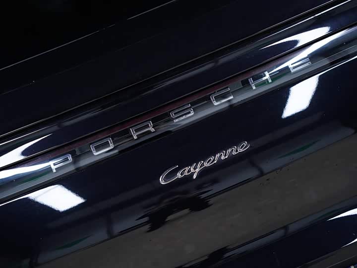 Фото 8 - Porsche Cayenne