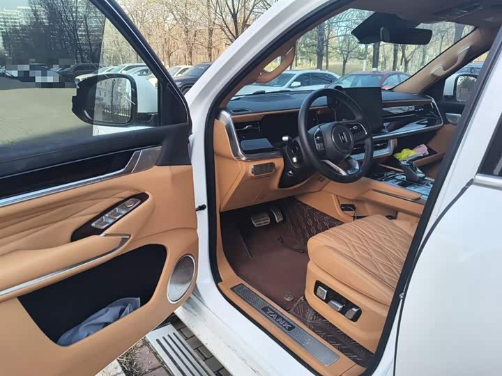 Фото 14 - Tank 500 Hybrid