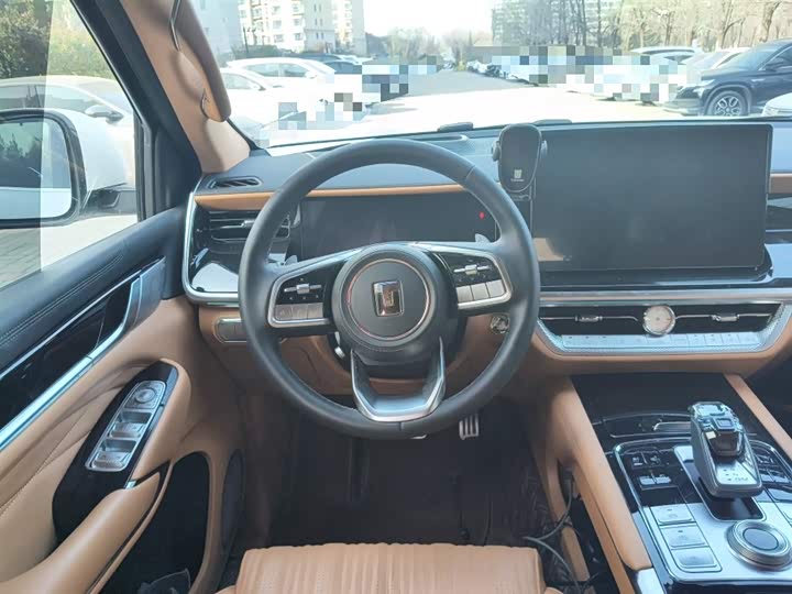 Фото 3 - Tank 500 Hybrid