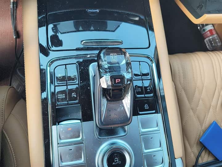 Фото 7 - Tank 500 Hybrid