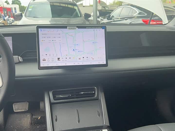 Фото 7 - BYD Qin L