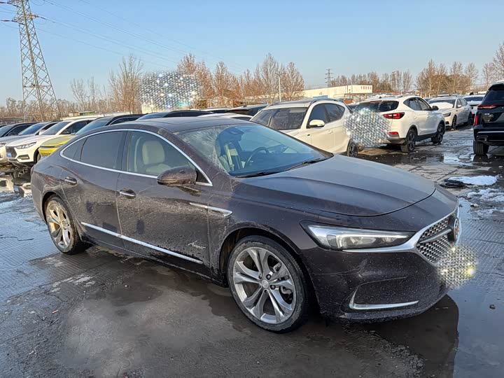 Фото 2 - Buick LaCrosse