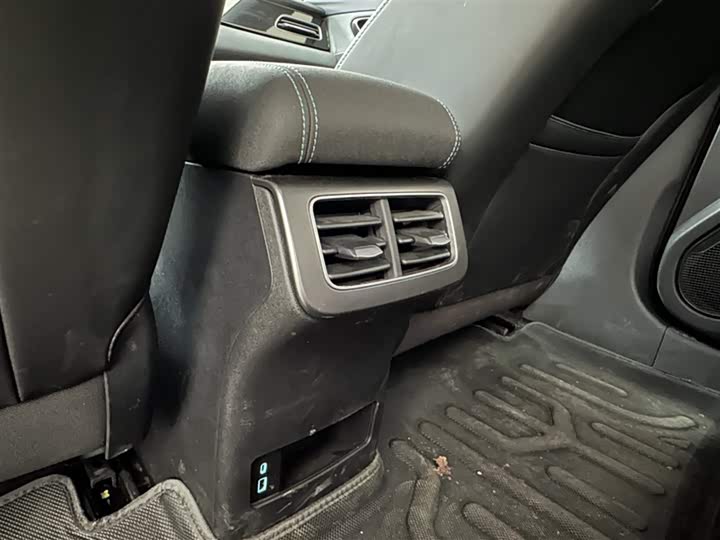 Фото 13 - BYD Seal 06 Hybrid/EV