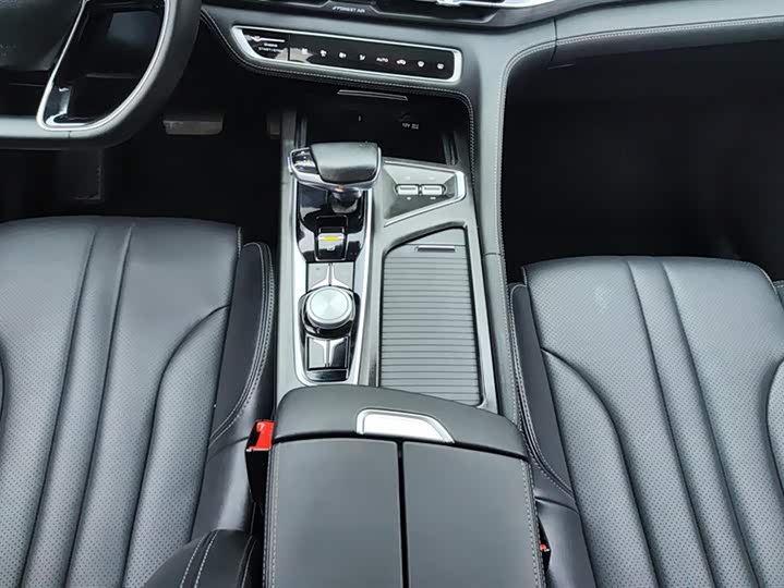 Фото 16 - Changan CS75 Plus