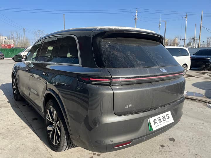 Фото 11 - LiXiang L8