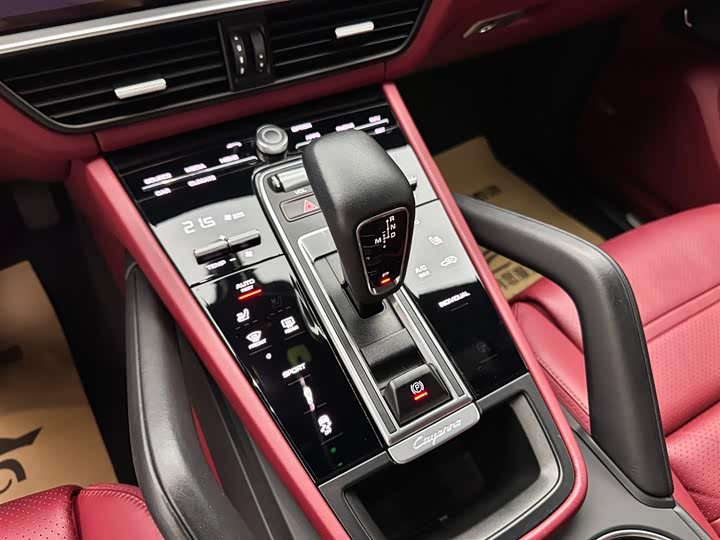 Фото 14 - Porsche Cayenne