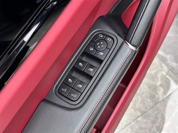 Фото 16 - Porsche Cayenne