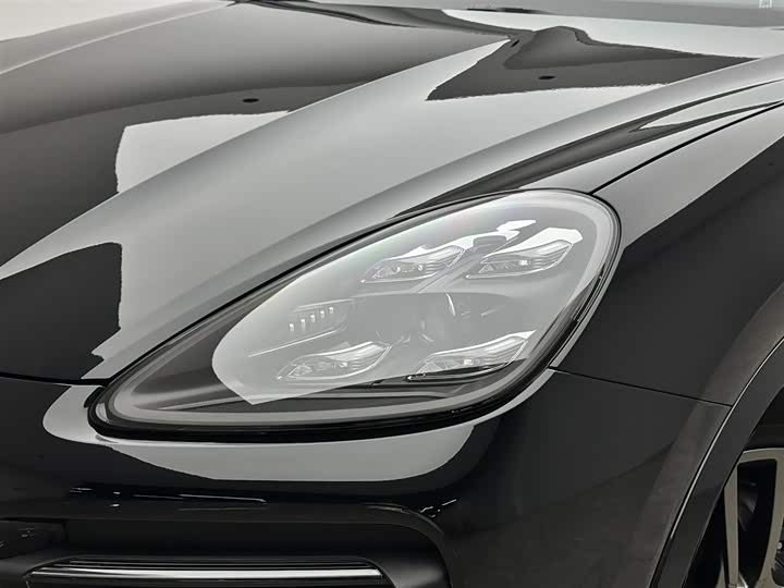 Фото 19 - Porsche Cayenne