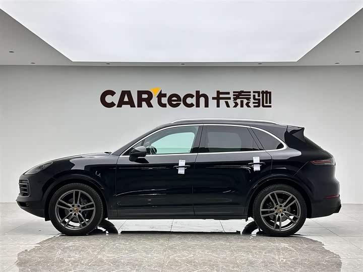 Фото 2 - Porsche Cayenne