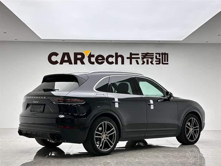 Фото 5 - Porsche Cayenne