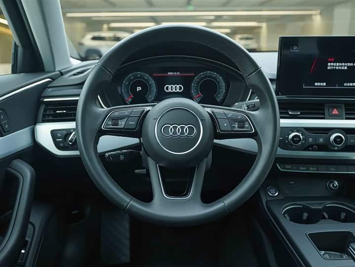 Фото 18 - Audi A4L