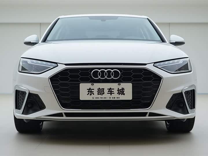 Фото 2 - Audi A4L