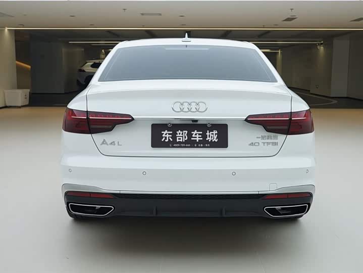 Фото 4 - Audi A4L