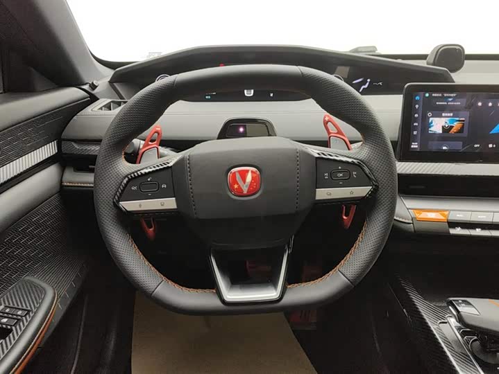 Фото 15 - Changan UNI-V