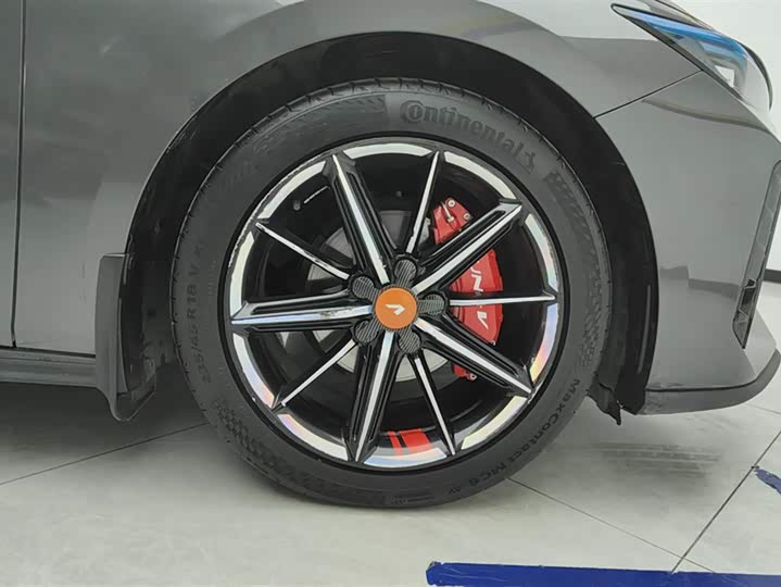 Фото 6 - Changan UNI-V