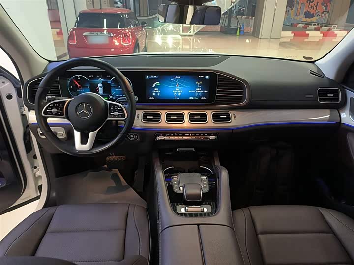 Фото 10 - Mercedes-Benz GLE-Class