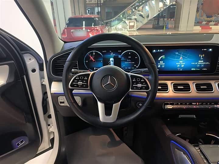 Фото 11 - Mercedes-Benz GLE-Class