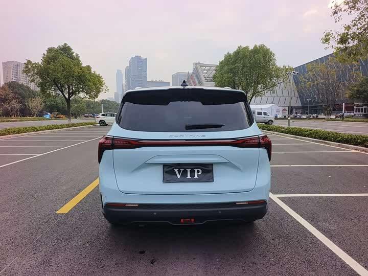 Фото 17 - Dongfeng Forthing Yacht