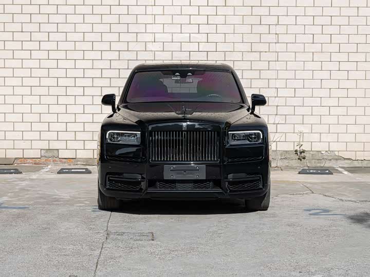 Фото 2 - Rolls-Royce Cullinan