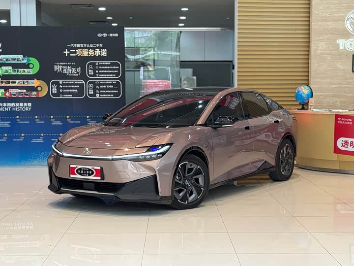 Фото 1 - Toyota bZ3