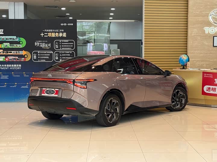 Фото 2 - Toyota bZ3