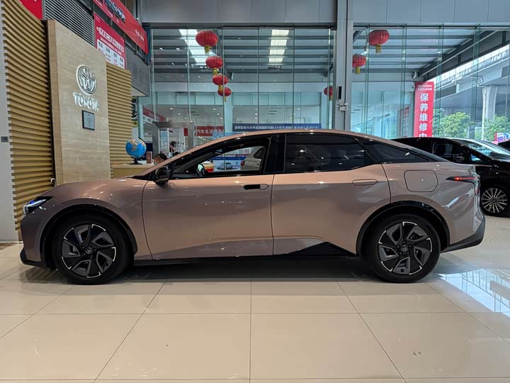 Фото 6 - Toyota bZ3