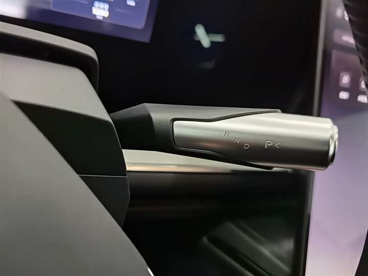 Фото 13 - HiPhi Y