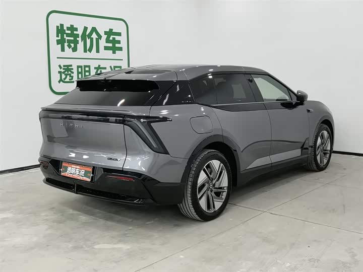 Фото 2 - HiPhi Y