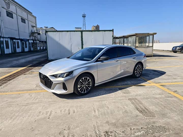 Фото 2 - GAC Trumpchi Empow R