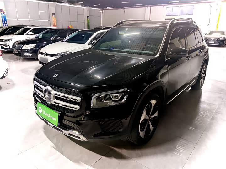 Фото 1 - Mercedes-Benz GLB-Class