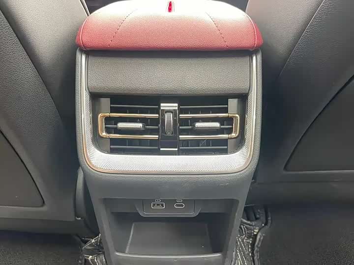 Фото 10 - Hongqi H5