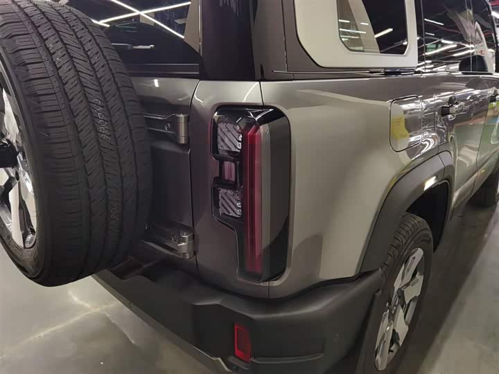 Фото 8 - BAIC Beijing BJ40 Hybrid