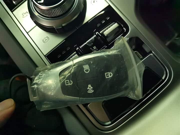 Фото 9 - BAIC Beijing BJ40 Hybrid