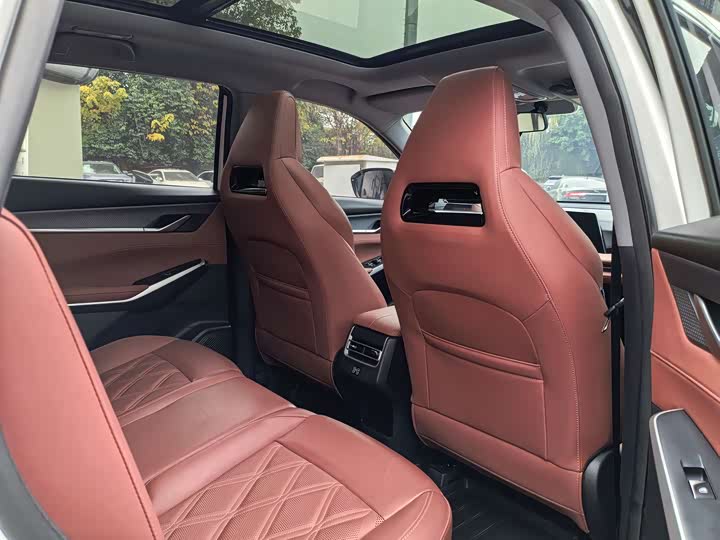 Фото 9 - Changan CS75 Plus