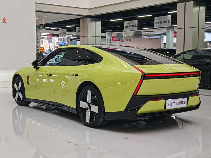 Фото 4 - XPeng P7