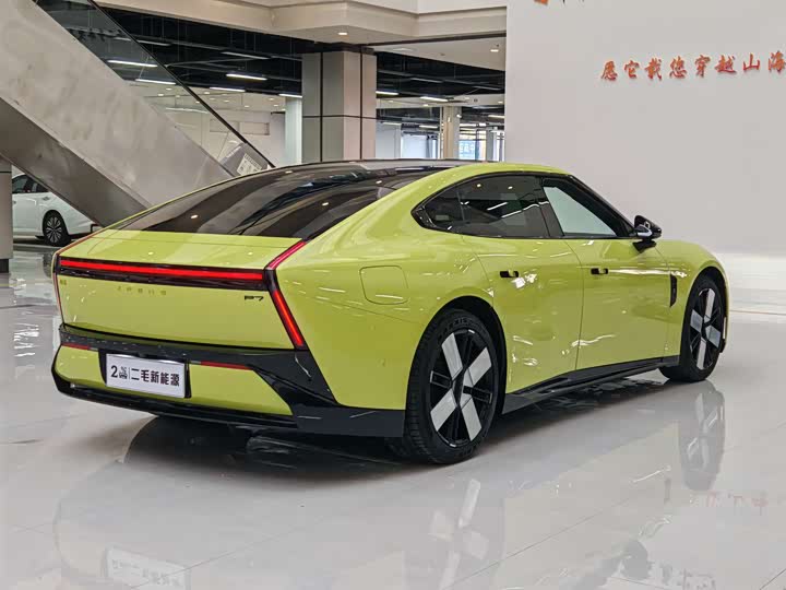 Фото 6 - XPeng P7