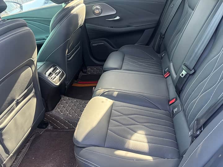 Фото 6 - Chery Arrizo 8