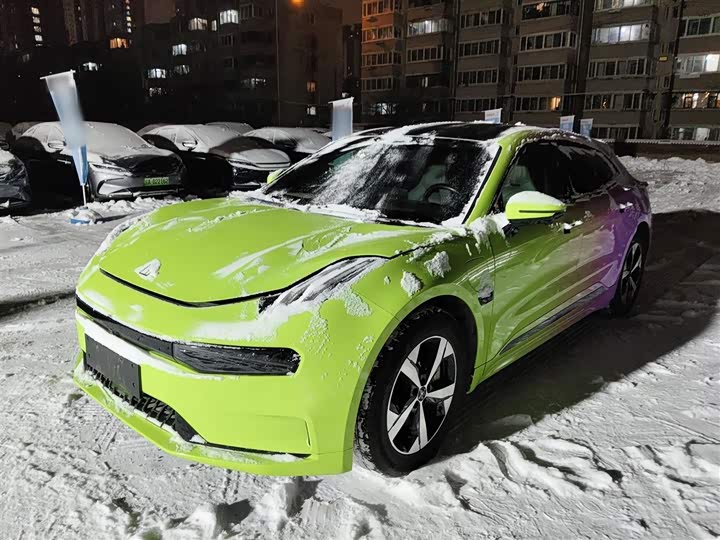 Фото 1 - Zeekr 001