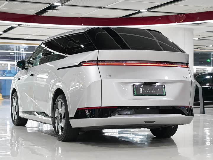 Фото 7 - XPeng X9