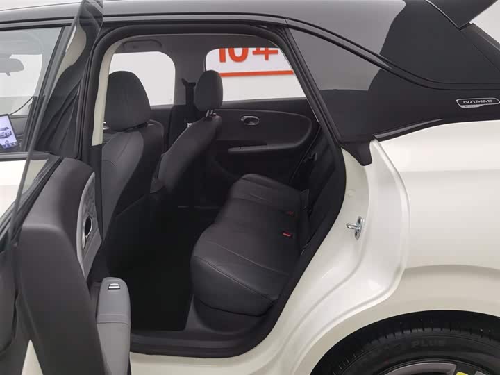 Фото 15 - Dongfeng Nammi 01