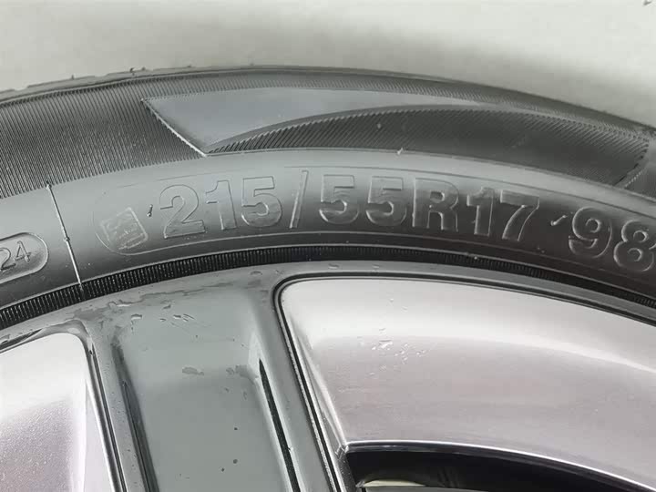 Фото 24 - Dongfeng Nammi 01