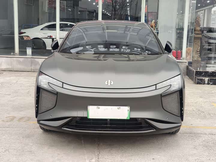 Фото 2 - HiPhi X