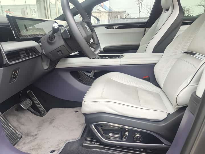 Фото 6 - HiPhi X