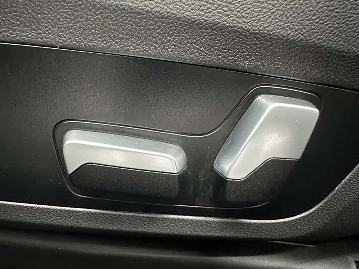 Фото 11 - BMW 3 Series